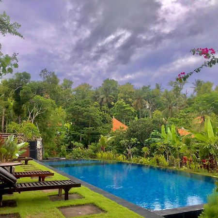 Toyapakeh Arya Resort Nusa Penida מראה חיצוני תמונה