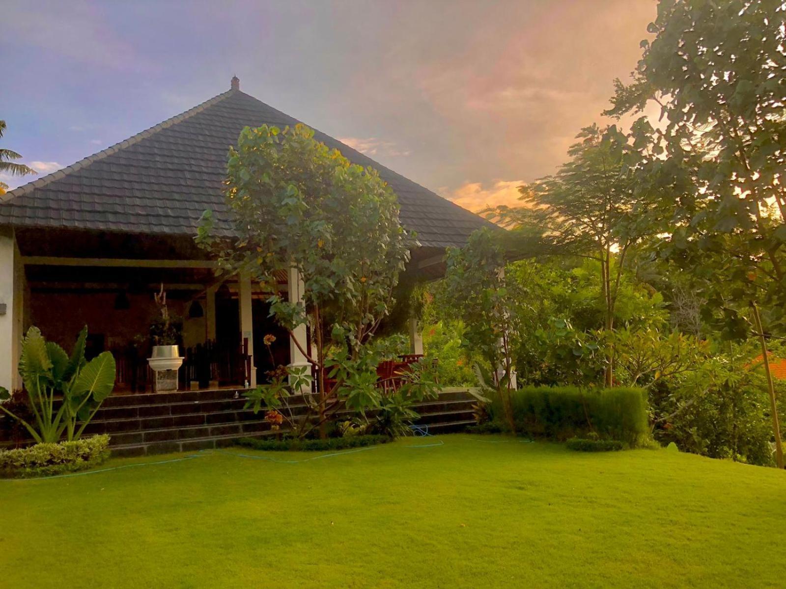 Toyapakeh Arya Resort Nusa Penida מראה חיצוני תמונה