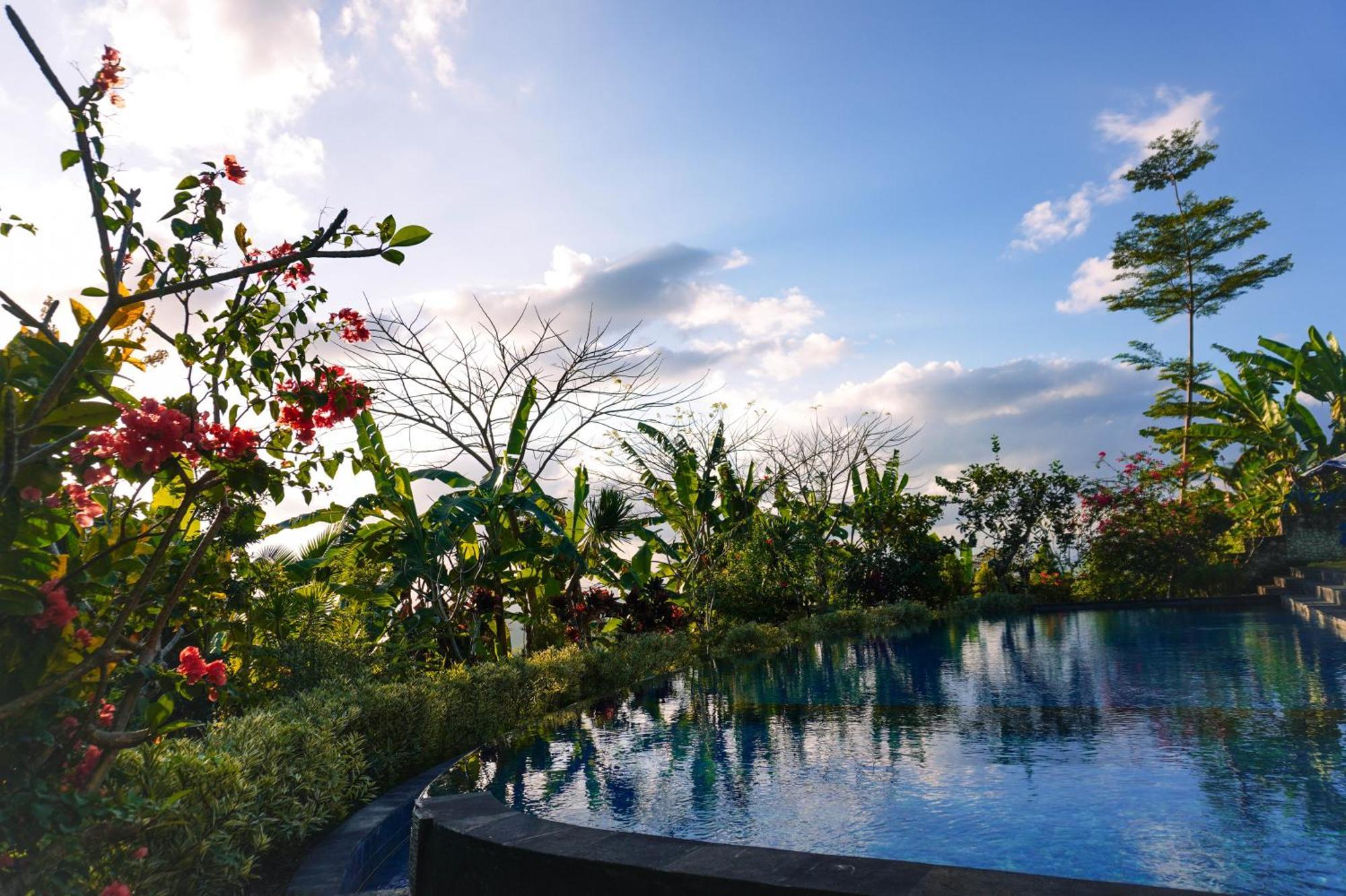 Toyapakeh Arya Resort Nusa Penida מראה חיצוני תמונה